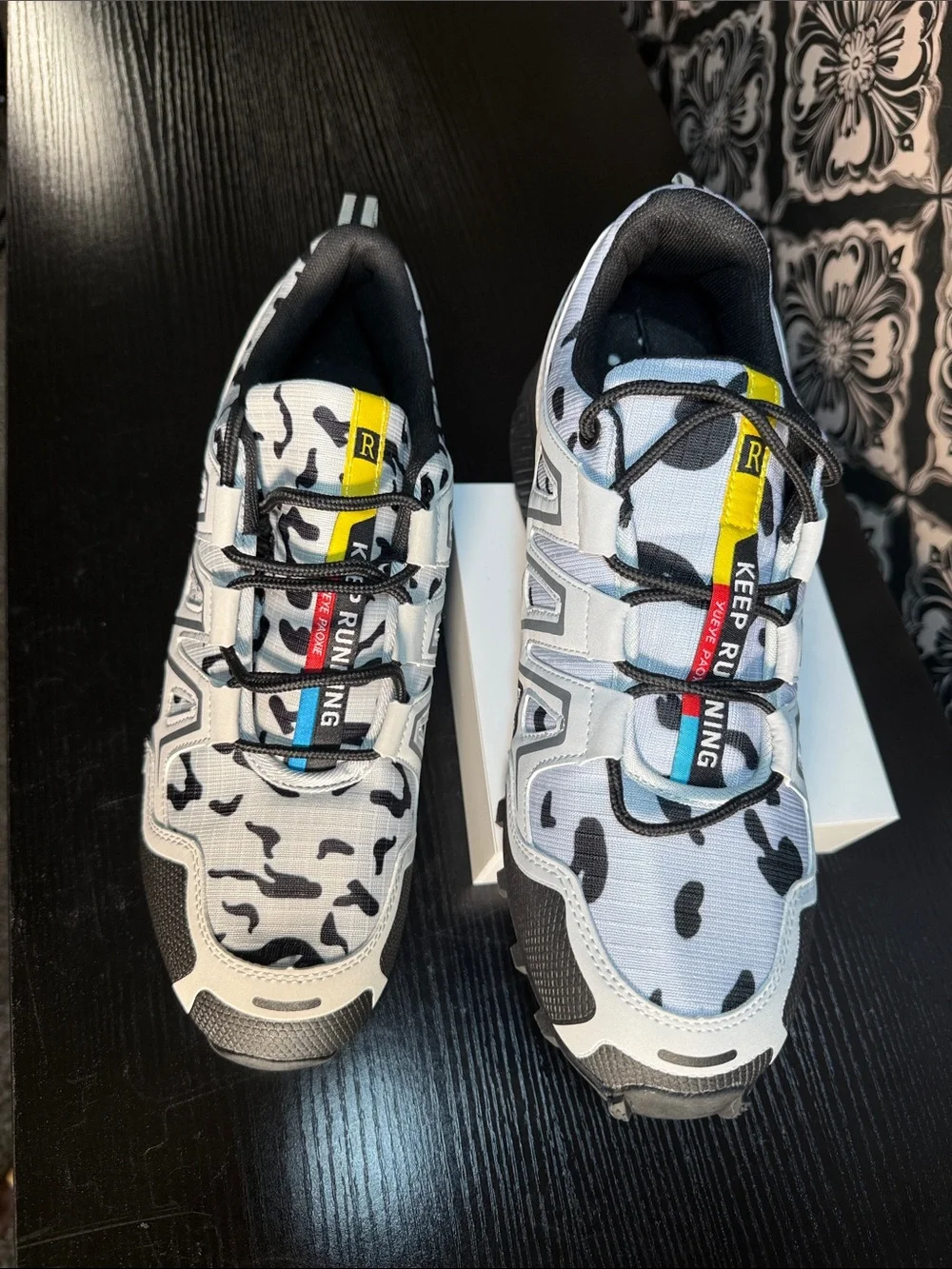 Men's Athletic Hiking Trail Shoes in White and Black Camouflage -
